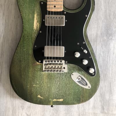 One of A Kind Superstrat image 3