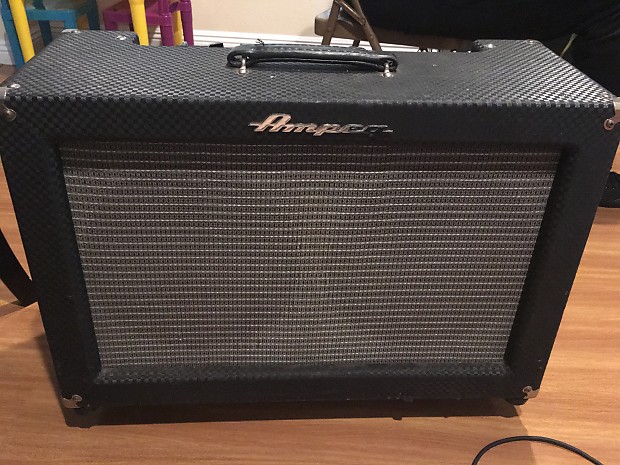 Ampeg Reverberocket R 212
