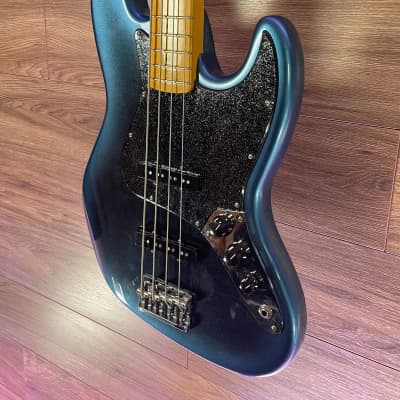 Fender Bass  American Professional II Dark Night Maple w/case - used image 4