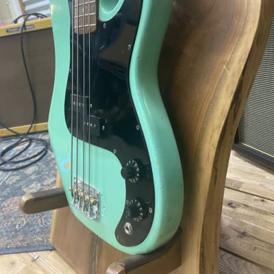 PartsCaster  Precision Bass Relic / Aged (P BASS) - Surf Green Nitro Finish & Seymour Duncan PU's image 13