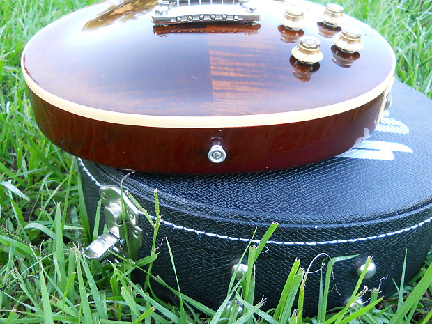 2004 Gibson Les Paul Standard Plus Root Beer Flame Top
