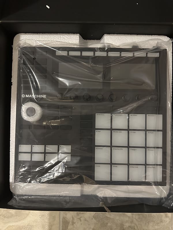 Native Instruments Maschine MKIII 2010s - Black