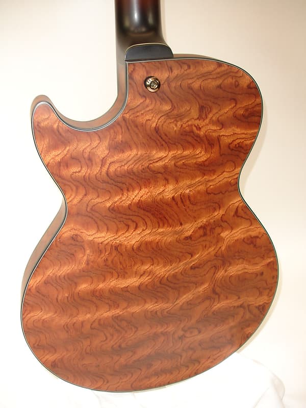 2008 Ibanez AGS83BBG Artcore Hollow-Body Electric Guitar