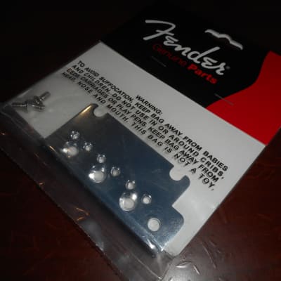 Fender Bridge Plate For '86-'07 American Standard Strat CHROME, 002-6097-049 image 1