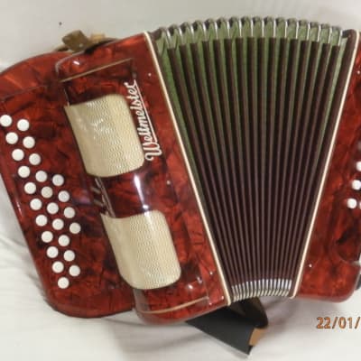 Weltmeister  8 bass diatonic button accordion key C/F 1990-2000 red marble image 8