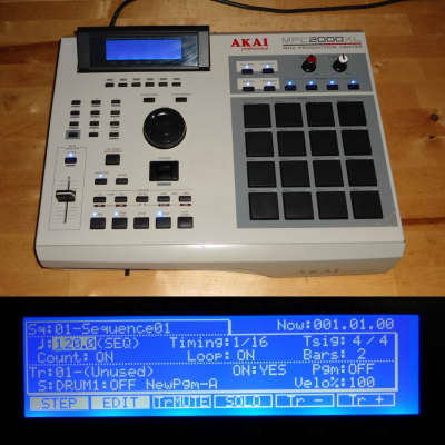 Akai MPC2000XL MIDI Production Center