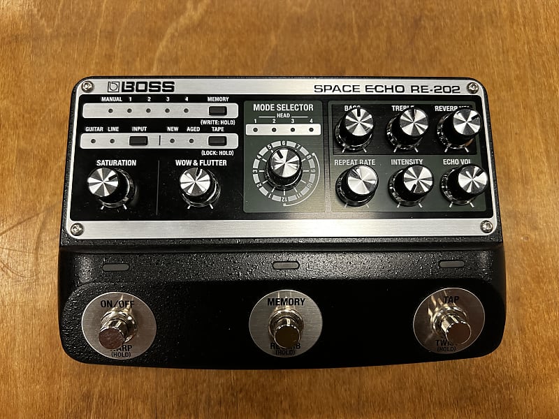 Boss RE-202 Space Echo