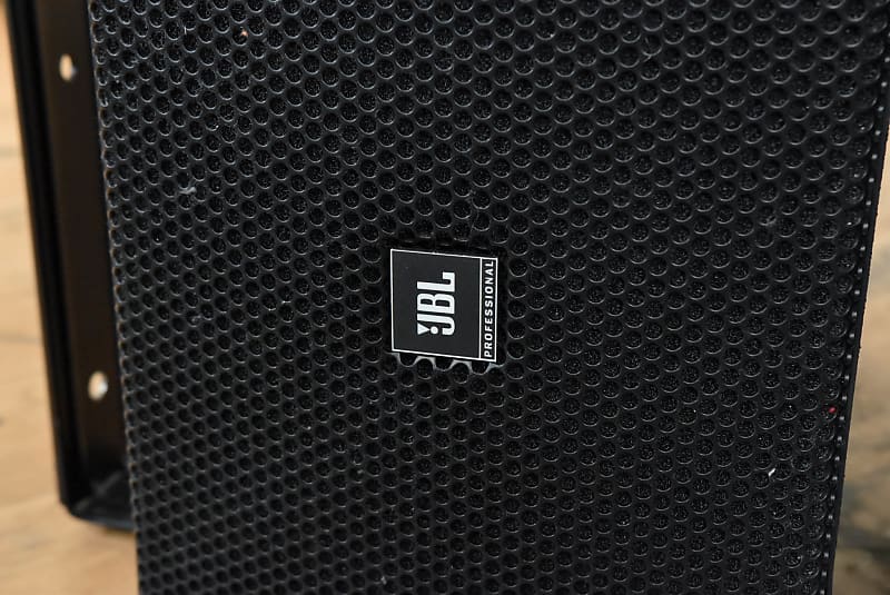 JBL AC28/26 Compact 2-way Loudspeaker (PAIR) | Reverb The Netherlands