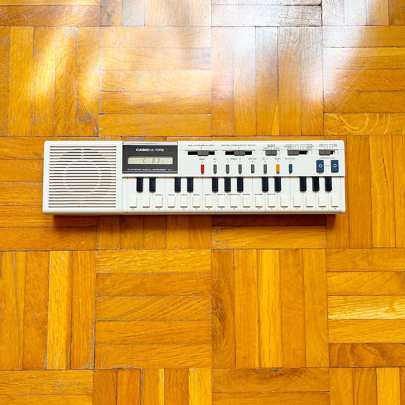 Casio VL-1 VL-Tone 29-Key Synthesizer Keyboard | Reverb Canada