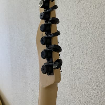 Fender Player Telecaster with Maple Fretboard 2018 - Present - Butterscotch Blonde image 16