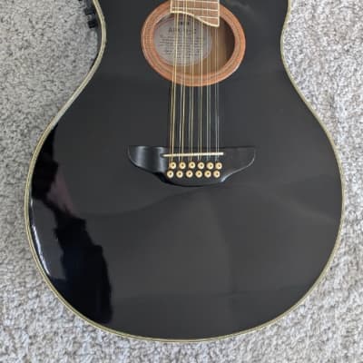 YAMAHA APX 9-12 acoustic guitars
