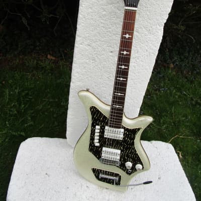 EKO  700/V4 Guitar, 1960's, Italy, White Sparkle Finish, 4 PU's for sale