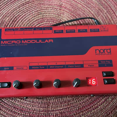 Nord Micro Modular Desktop Virtual Synthesizer 1997 - 2003 - Red