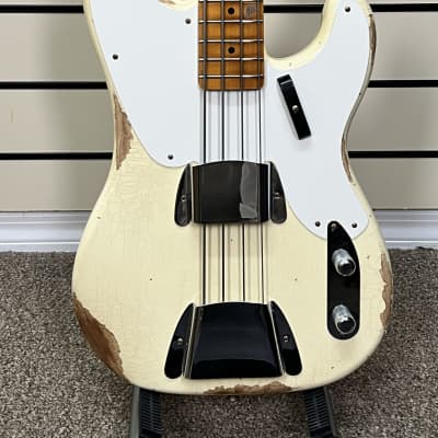 Fender Custom Shop 55 Precision Bass Heavy Relic Vintage White 2023 image 4