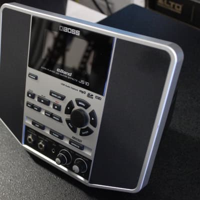 Boss eBand JS-10 Jamstation Audio Player with Guitar Effects