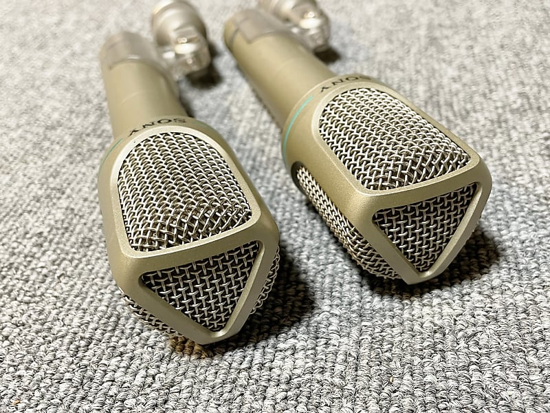 【9045】 SONY F-760 ビンテージマイク 1980年代 F-660系 Vintage 80's Sony F-660 Silver Dynamic Microphone W/ Case