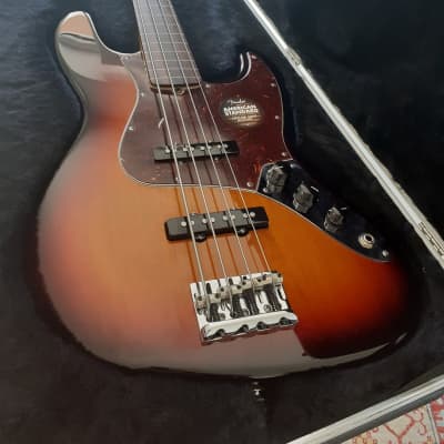 Fender Jazz Bass, fretless,  2012, 3 sunburst image 1
