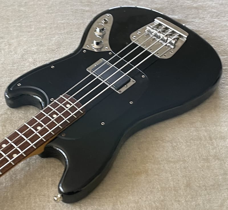 2008 Fender Mustang Bass Black w Matching Headstock MIJ Japan Chrome Logo  USA EMG H4A Mod