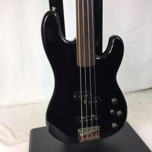 Fender Jazz Bass Special Fretless MIJ 1986 image 2