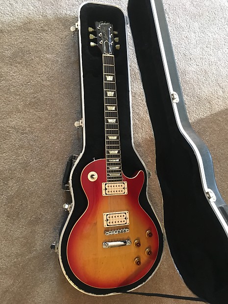 Tokai Love Rock 80s Cherry Burst