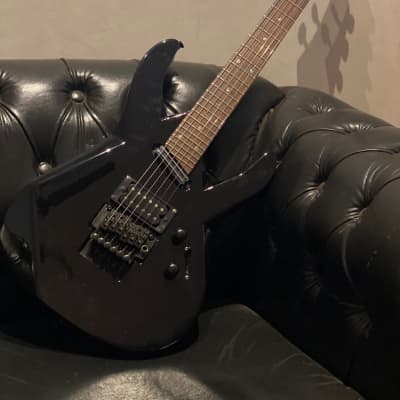 ギター TAGIMA K2 Kiko Loureiro Signature Tagima K2 Kiko Loureiro Signature - Black | Reverb