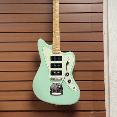 Fender Noventa Jazzmaster 2021 in Surf Green image 1