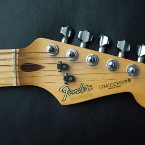 Mid-80s Japan Fender Stratocaster ST357 Electric Guitar Mid-80s Japan Fender Stratocaster ST357 Electric Guitar