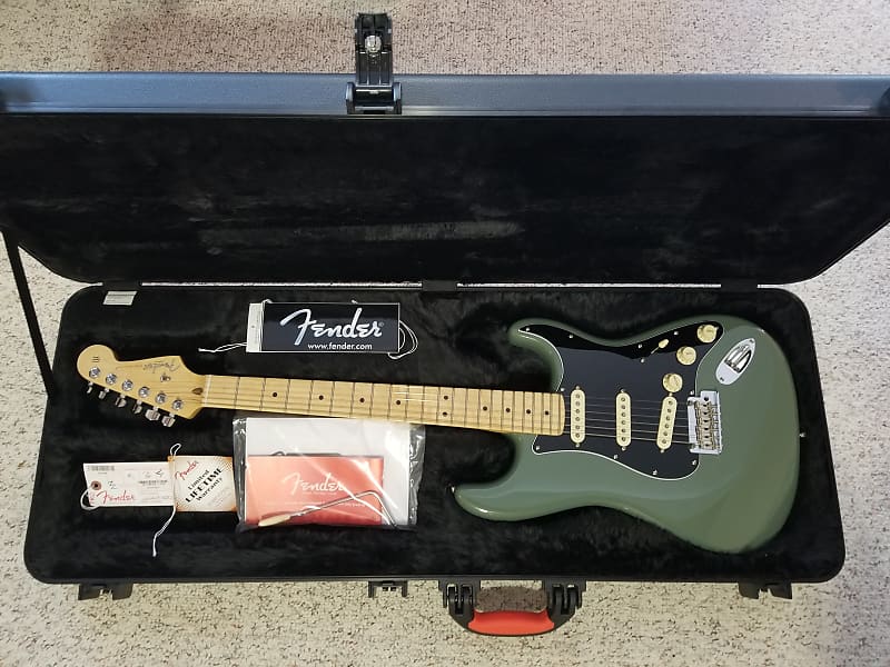 Fender american professional stratocaster antique deals olive