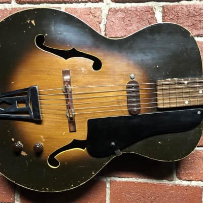 Wayne Harmonic Archtop Guitar  -  Circa 1952 image 3