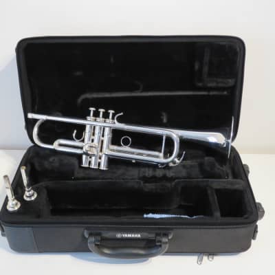 Yamaha YTR-4335G Silver Plated Bb Trumpet Outfit with Case