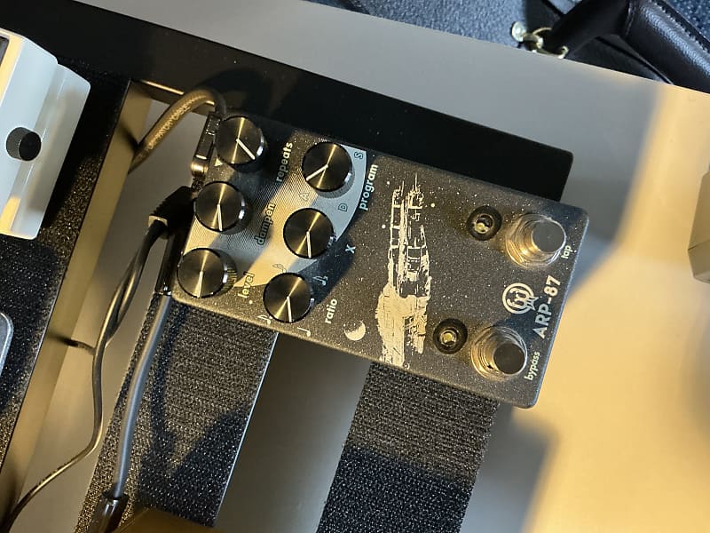 Walrus Audio ARP-87
