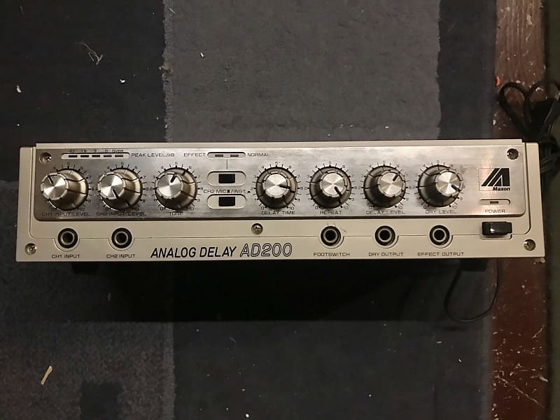 Maxon AD200 BBD analog delay 1980's