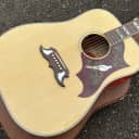 2022 Gibson Dove Original Antique Natural