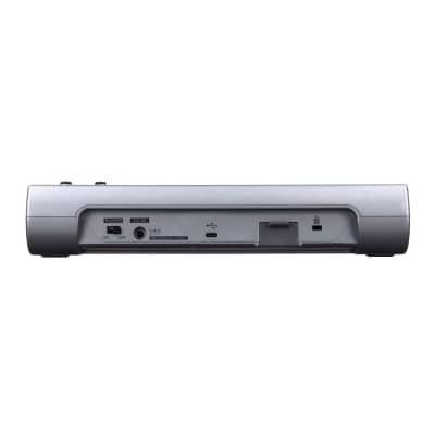 Zoom PodTrak P8 Podcasting Recorder image 4