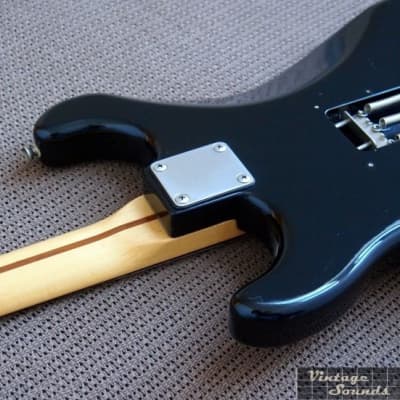 Fresher Straighter FS-380 Stratocaster early 80's Black image 12