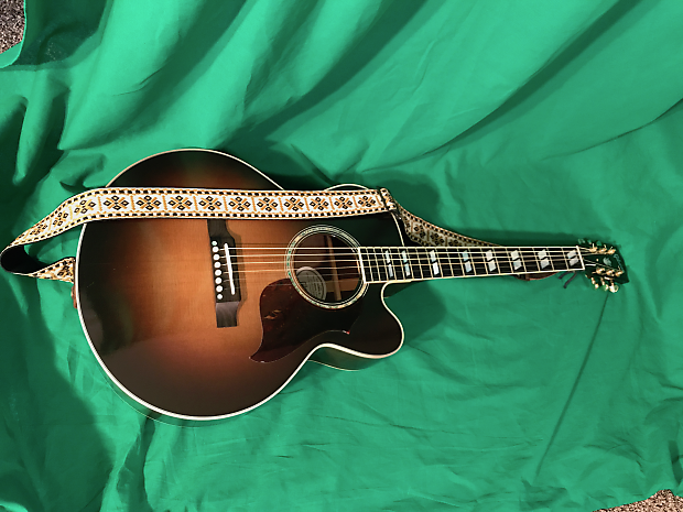 Gibson J-165 EC Rosewood w/ Ebony Fretboard, Sunburst, Used