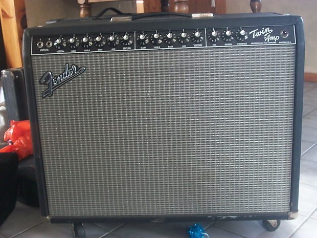 Fender 94 twin clearance amp