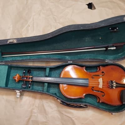 Lewis Model 100 sized 1/2 violin. Germany, Good Condition, w/ Case & Bow for sale