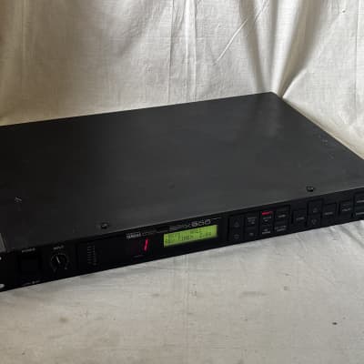 YAMAHA ヤマハ SPX900 YAMAHA SPX900 Professional Multi-Effects Sound Processor