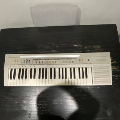 Casio CT-310 Casiotone 49-Key Synthesizer 1980s - Silver