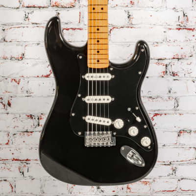 Fender 2010 David Gilmour "The Black Strat" Stratocaster Electric Guitar, Black w/ Original Case x5329 (USED)