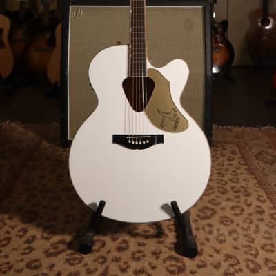 Gretsch  G5022CWFE 2021 - Rancher White falcon for sale