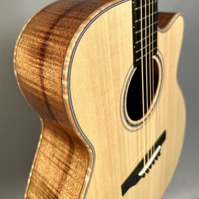 Froggy Bottom F Deluxe Cutaway Adirondack & Koa image 4