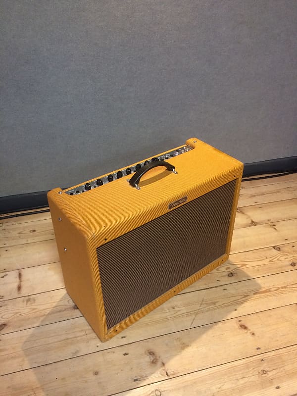 Fender Hot Rod Deluxe III Limited Edition Lacquered Tweed Fender Hot Rod Deluxe III Limited Edition Lacquered Tweed