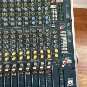 Allen & Heath MixWizard WZ16:2DX Mixer, Made in UK, with SKB Allen & Heath MixWizard WZ16:2DX Mixer, Made in UK, with SKB