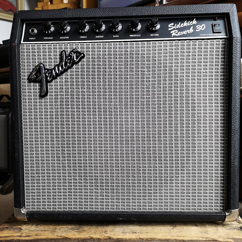 Fender Sidekick 30 Reverb | Reverb Canada