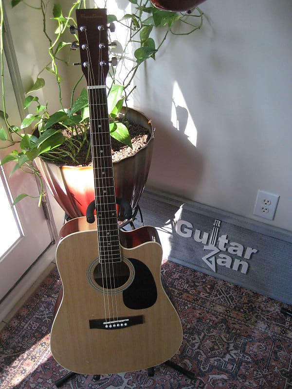 Spectrum 6 String Acoustic Guitar, Right, Natural (AIL 36S