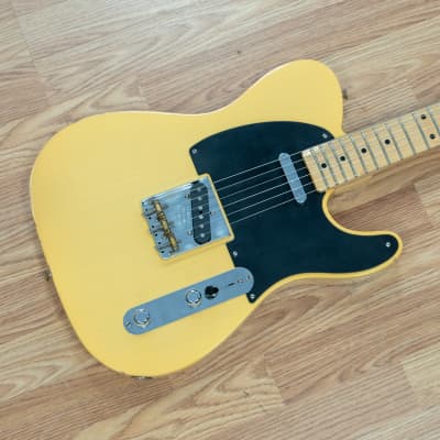 Fender American Vintage '52 Telecaster in Butterscotch Blonde w/ Hard Case + Documentation (Very Good) *Free Shipping* image 2