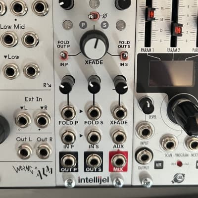 Intellijel Bifold - Eurorack Module on ModularGrid