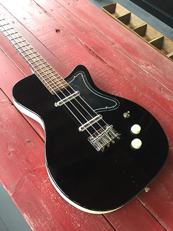 Jerry Jones Single Cut Bass - previously celebrity owned image 1